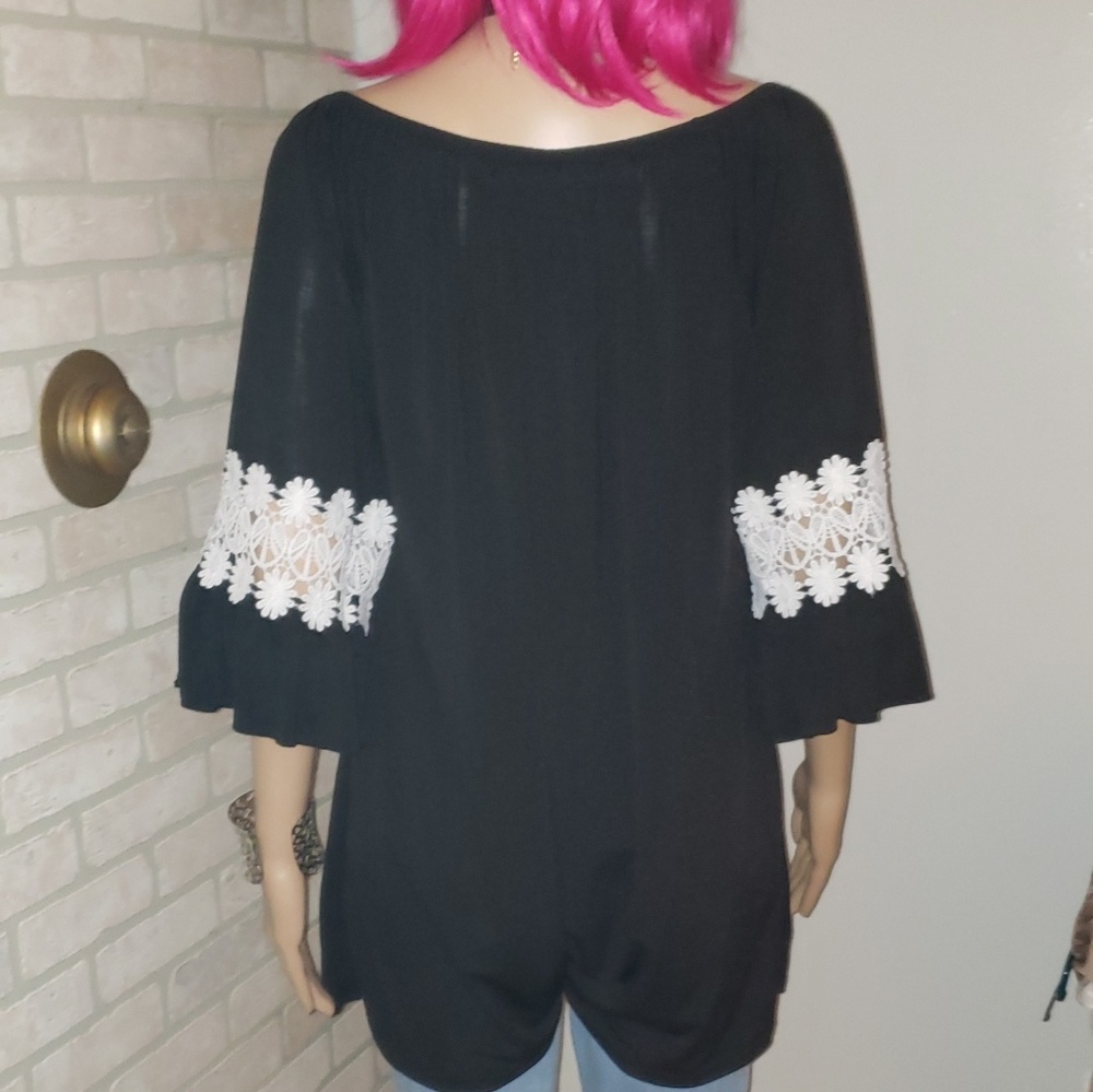 Win Win Tunic - image 2
